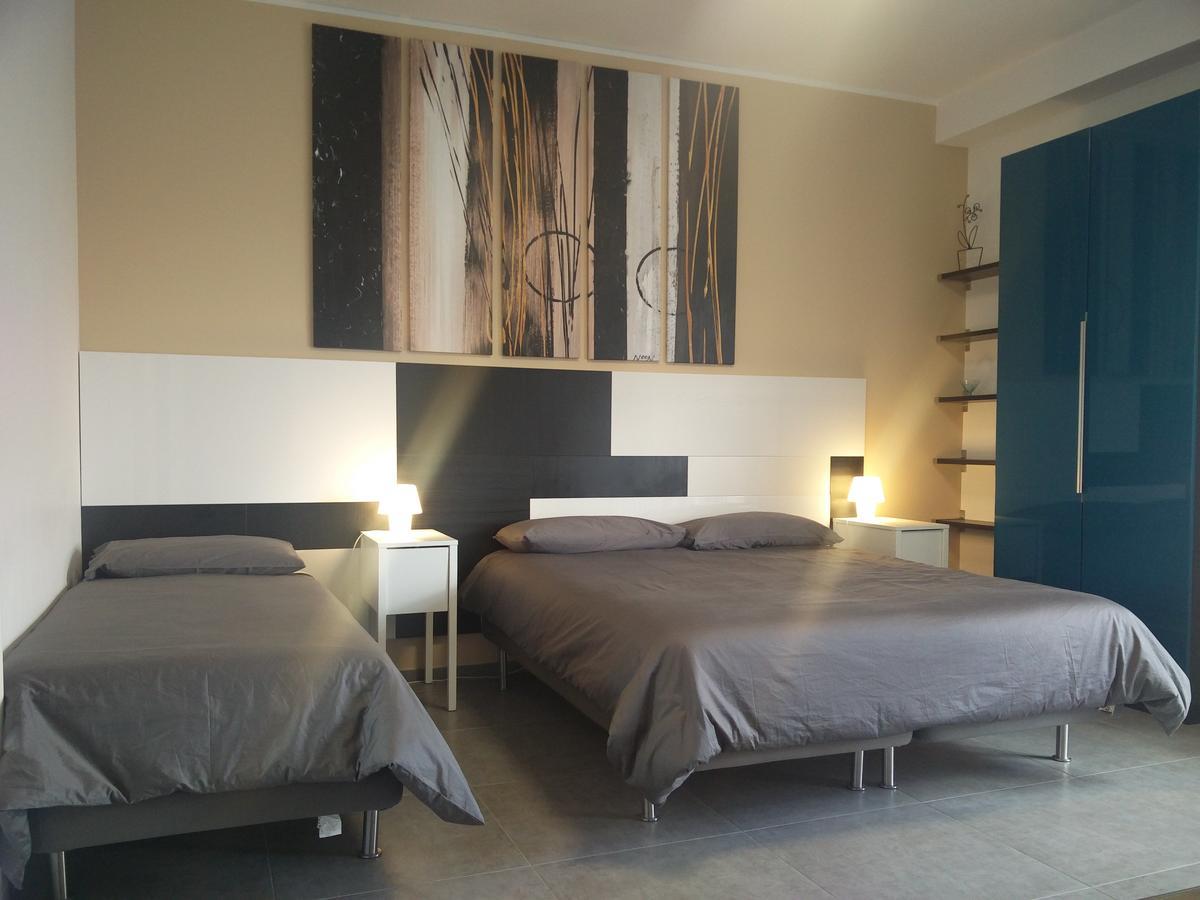 B&B Via Roma 15 아쿠아비바 델레 폰티 외부 사진